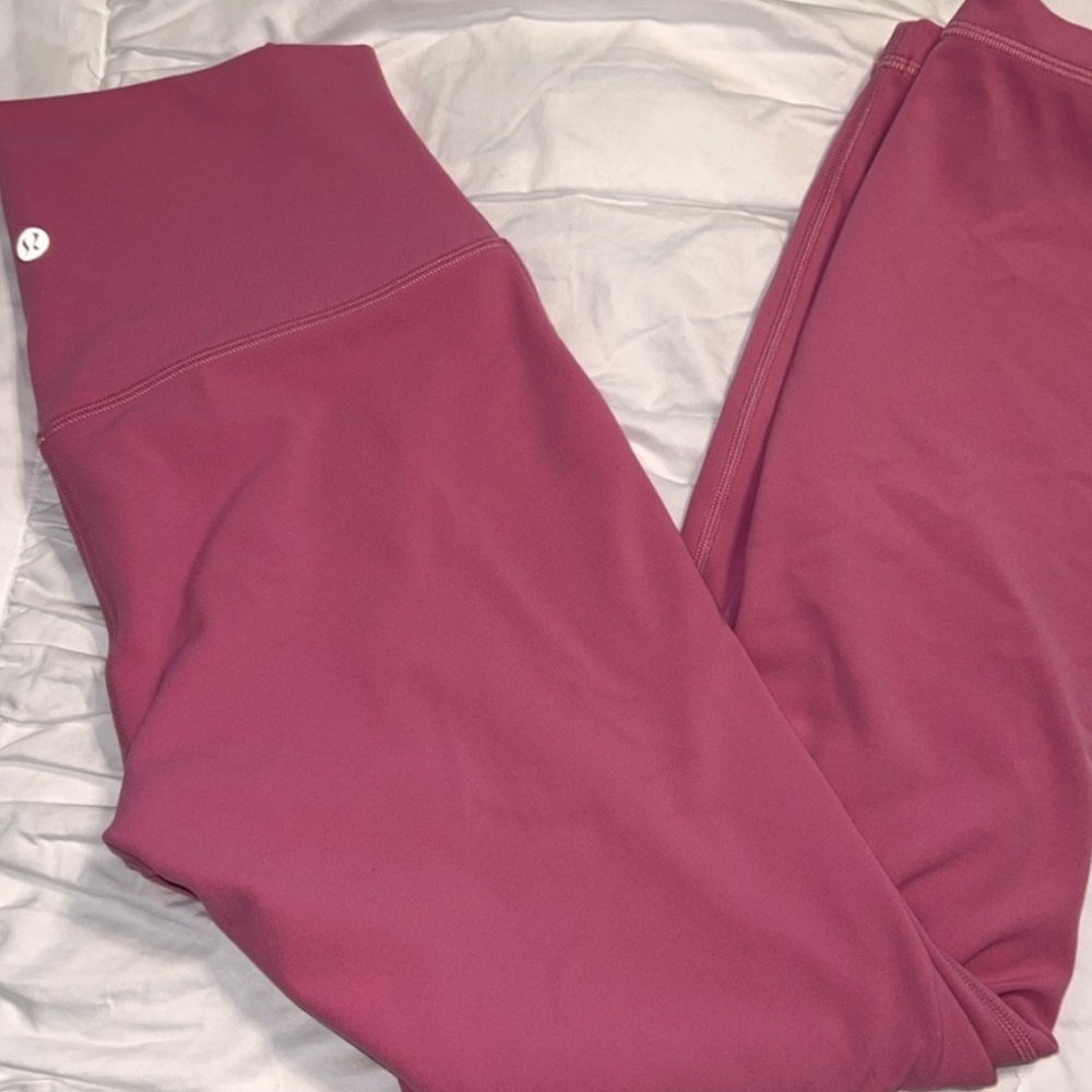 Lululemon Align High Rise 28”
